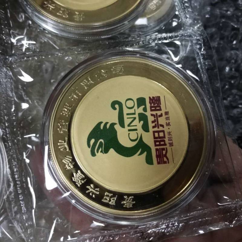 企业文化深植掌中 从庆典银币到定制胸章的多元礼品策略